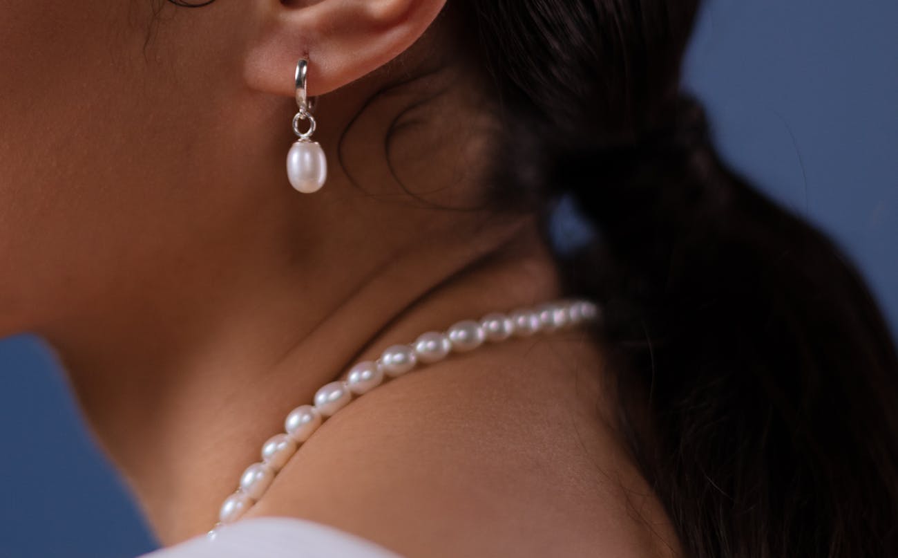 What is Ear Infection: Its Treatment, Diagnosis, Symptoms & Causes