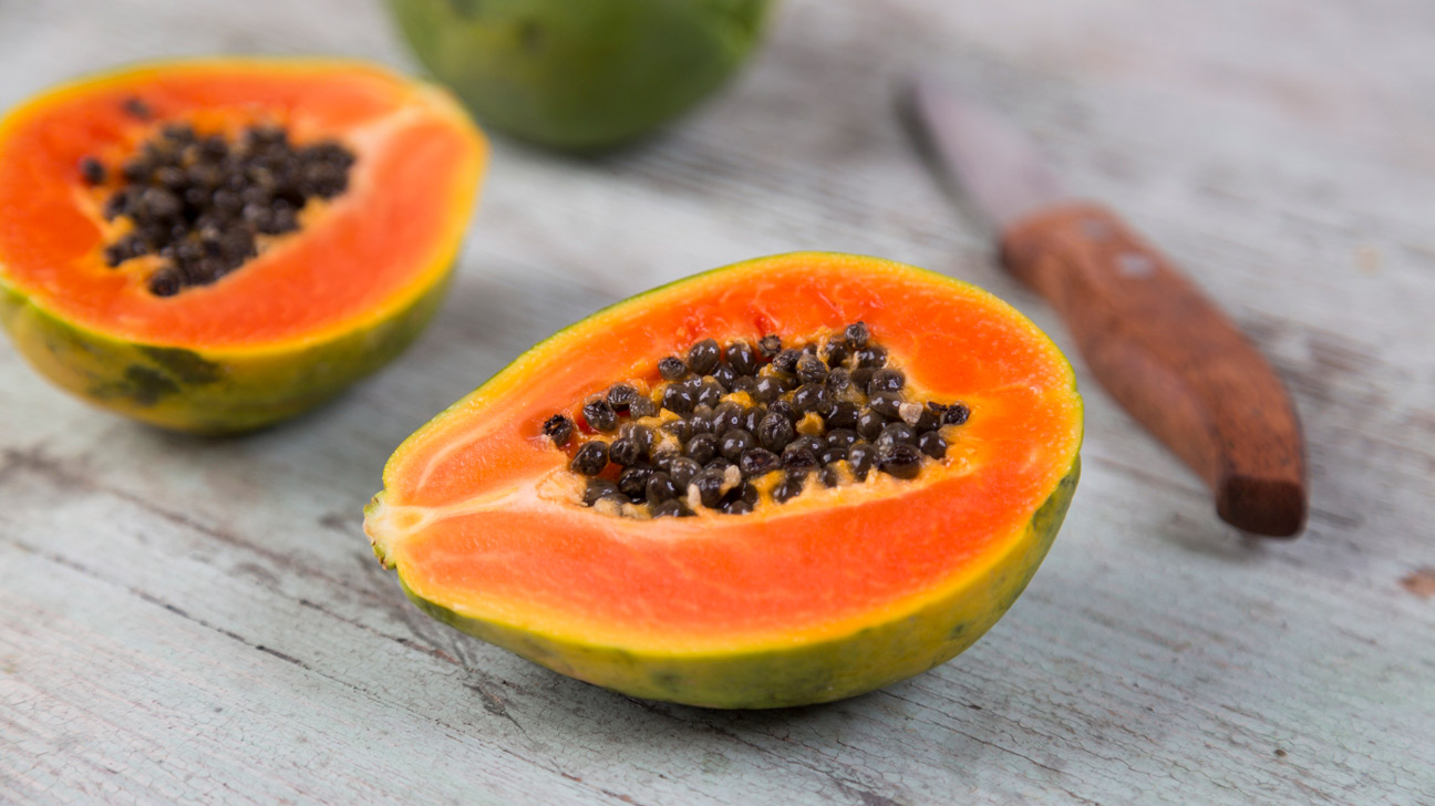 Papaya - Nutritional Values ​​and Health Properties. The Way To Eat Papayas?